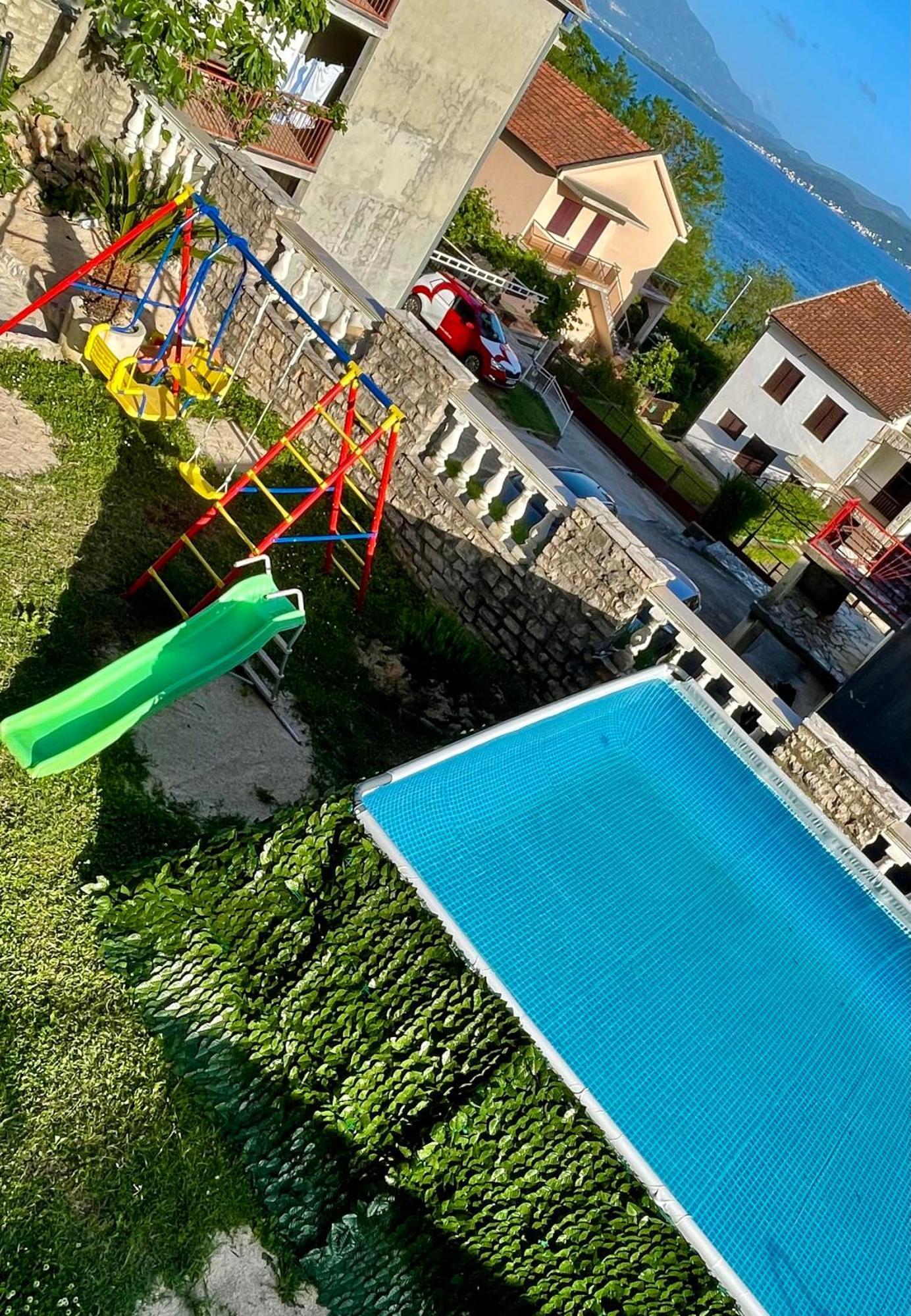 Family House With Pool & Sea View Apart otel Bijela Dış mekan fotoğraf