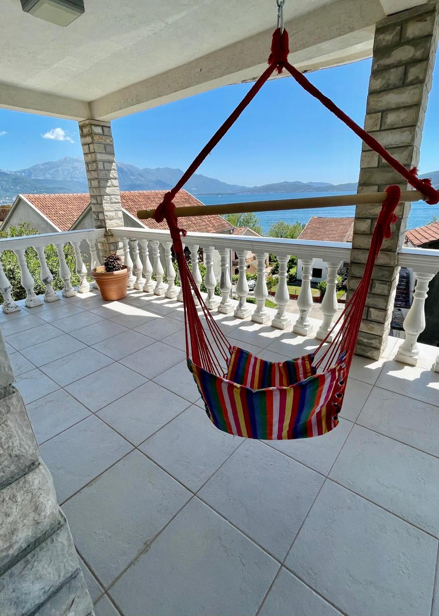 Family House With Pool & Sea View Apart otel Bijela Dış mekan fotoğraf