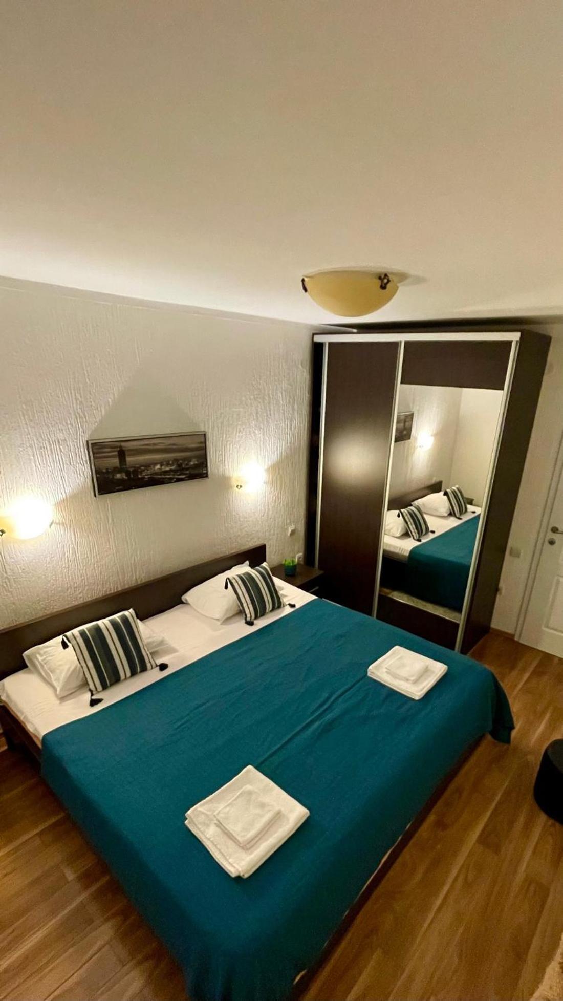 Family House With Pool & Sea View Apart otel Bijela Dış mekan fotoğraf